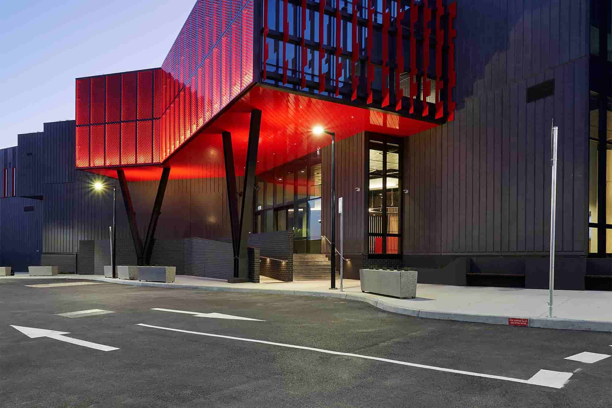 M3 Melbourne front of building